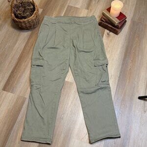 Hue Chino Soft Tapered Olive Cargo Pants size L
